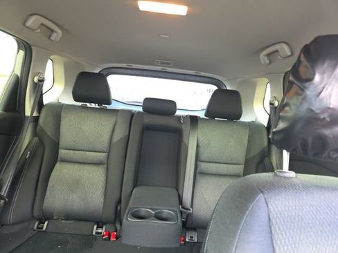 Used 2024 Nissan Rogue SV FWD image 14