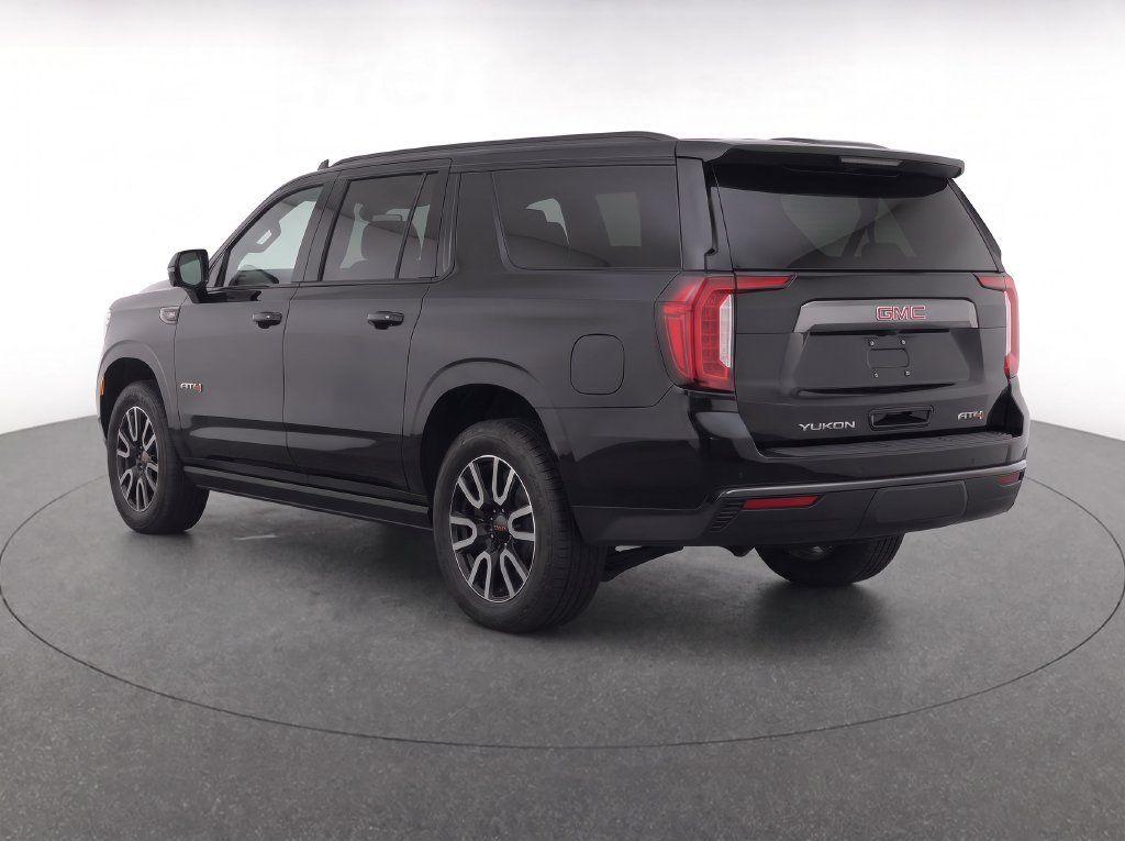Certified 2023 GMC Yukon XL AT4 w/ AT4 Premium Package AWD/4WD image 4