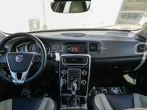 Used 2016 Volvo S60 T5 Cross Country Platinum AWD/4WD image 13
