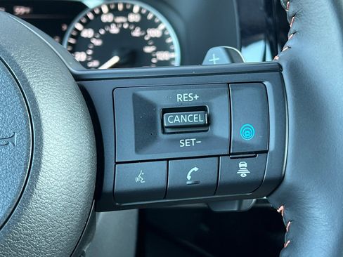 Certified 2025 Nissan Pathfinder Rock Creek image 39