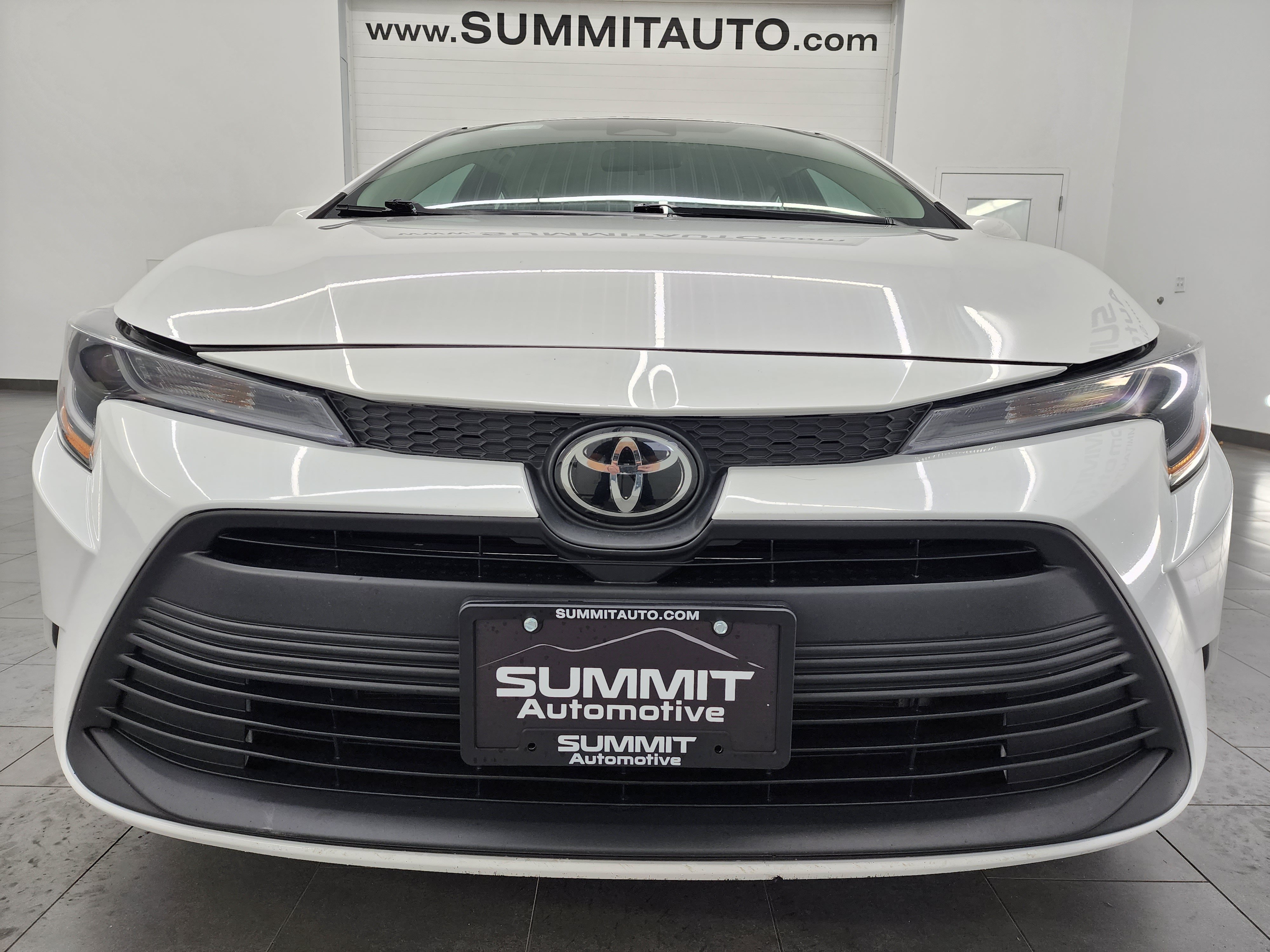 Used 2024 Toyota Corolla LE FWD image 53