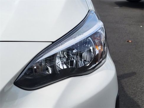 Used 2023 Subaru Crosstrek 2.0i Premium image 9