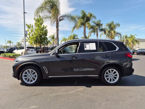 Used 2019 BMW X5 xDrive40i w/ Parking Assistance Package AWD/4WD image 7