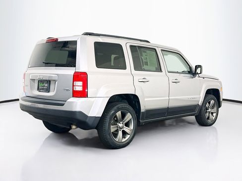 Used 2015 Jeep Patriot High Altitude AWD/4WD image 9