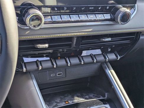 New 2025 Chevrolet Colorado ZR2 w/ Technology Package image 21