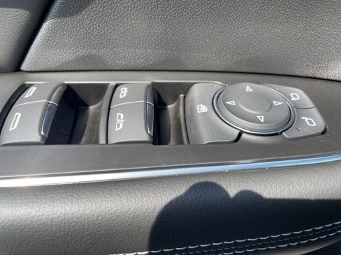 New 2026 Buick Envision Avenir image 13