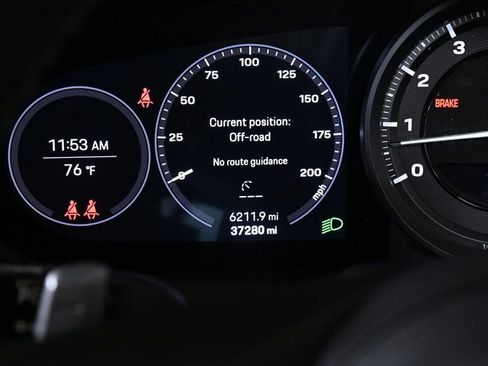 Certified 2023 Porsche 911 Carrera image 13