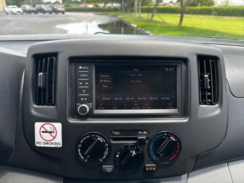 Used 2020 Nissan NV200 SV w/ Back Door Glass Package FWD image 18