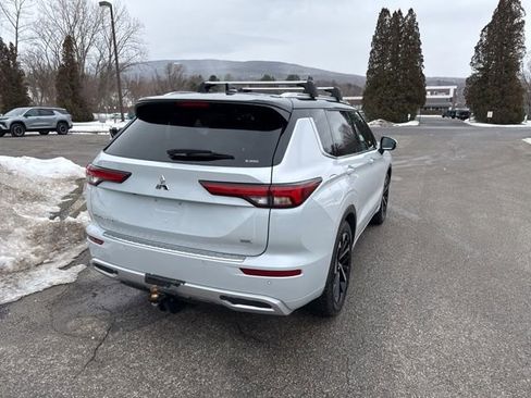Used 2024 Mitsubishi Outlander SEL image 18