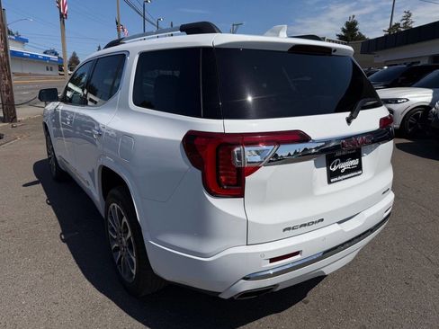 Used 2023 GMC Acadia Denali AWD/4WD image 4