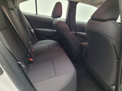 Used 2022 Toyota Corolla LE FWD image 19