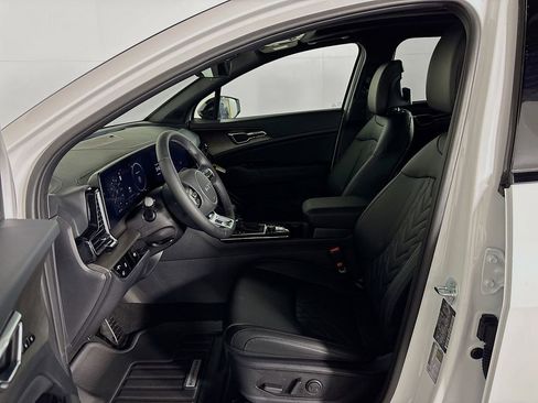 New 2025 Kia Sportage X-Pro Prestige image 11