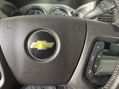 Used 2013 Chevrolet Silverado 3500 W/T image 21