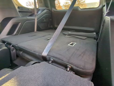 Used 2021 Chevrolet Tahoe RST w/ Luxury Package image 24