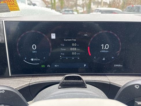 Used 2024 Hyundai Santa Fe Limited image 25