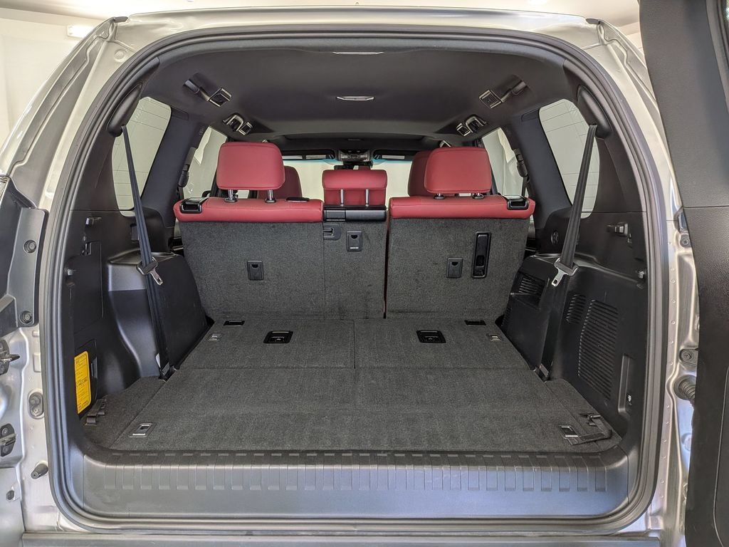 Used 2022 Lexus GX 460 Premium w/ Premium Package AWD/4WD image 34