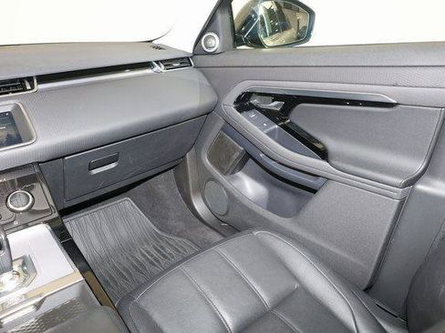 Used 2020 Land Rover Range Rover Evoque S image 9