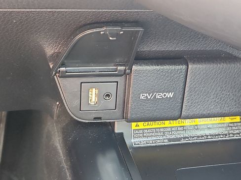 Used 2019 Toyota Camry XSE w/ Navigation Package FWD image 25