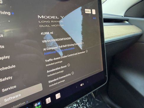 Used 2021 Tesla Model Y Long Range AWD/4WD image 17