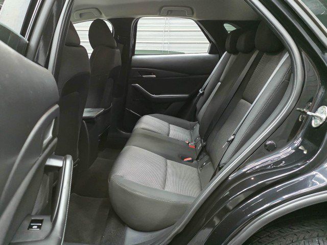 Used 2021 MAZDA CX-30 FWD 2.5 S image 17