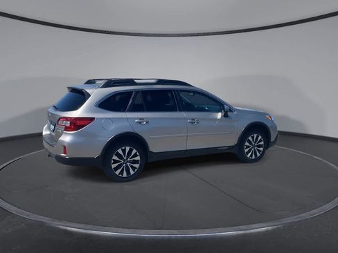 Used 2015 Subaru Outback 2.5i Limited AWD/4WD image 9