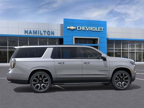 New 2026 Chevrolet Suburban RST w/ RST Capability Package image 5