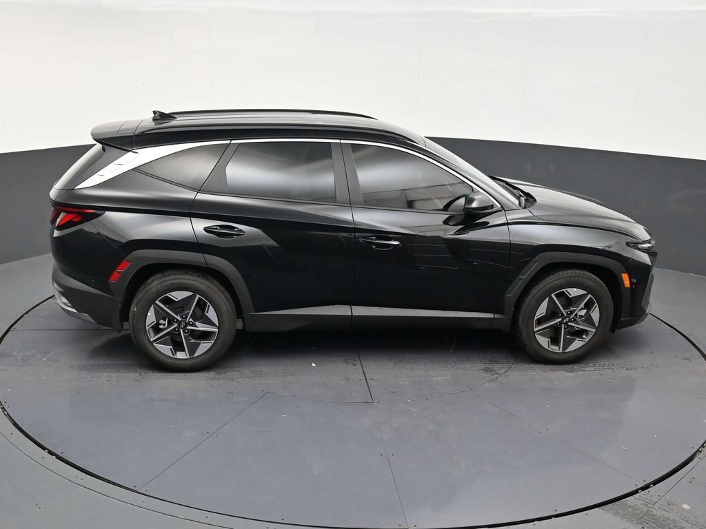 Used 2026 Hyundai Tucson SEL Plus FWD image 17