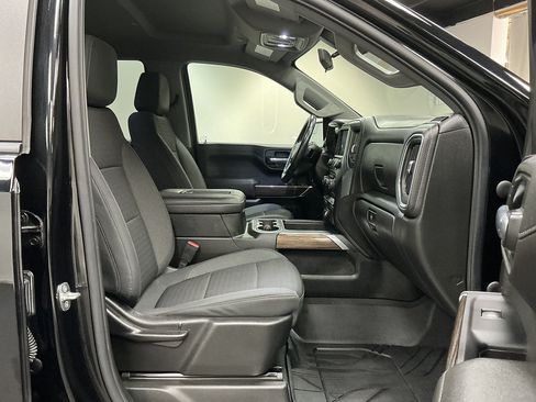 Used 2021 Chevrolet Silverado 1500 LT Trail Boss w/ Bed Protection Package AWD/4WD image 32