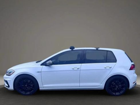 Used 2018 Volkswagen Golf R 4-Door AWD/4WD image 2