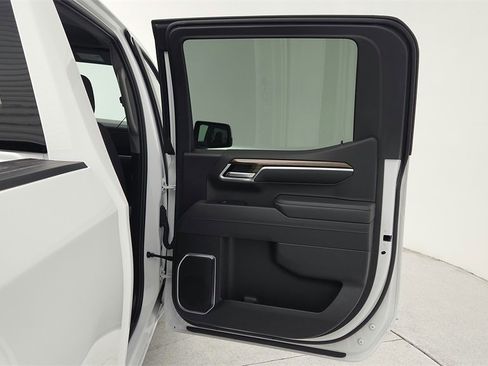 Certified 2025 Chevrolet Silverado 1500 LT image 32