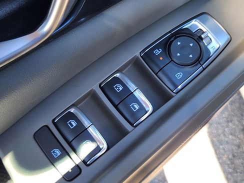 New 2026 Kia Carnival image 7