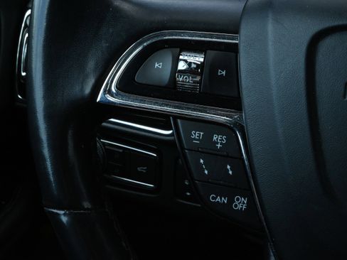 Used 2019 Lincoln Navigator Reserve AWD/4WD image 32