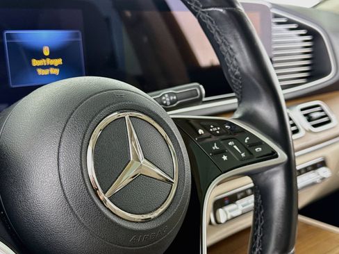 Used 2024 Mercedes-Benz GLE 350 4MATIC image 23