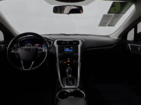 Used 2016 Ford Fusion SE w/ Equipment Group 201A image 29