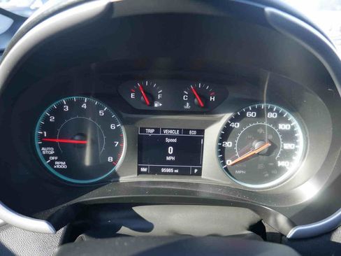 Used 2022 Chevrolet Malibu LT image 37