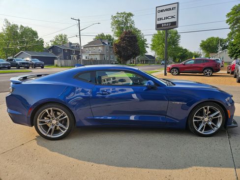 Used 2019 Chevrolet Camaro SS w/ LPO, Camaro Insignia Package image 5