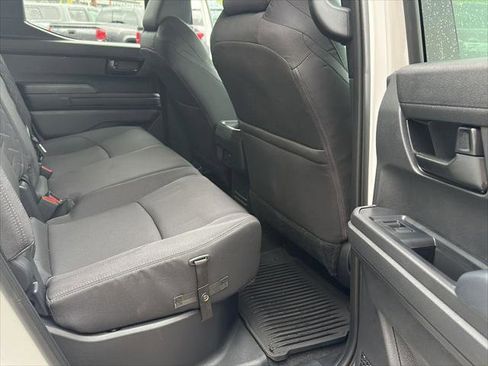 Certified 2025 Toyota Tacoma SR5 AWD/4WD image 22