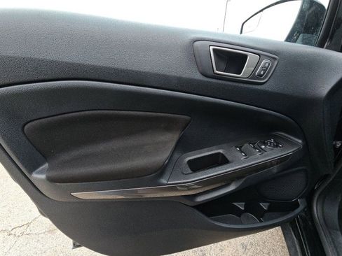 Used 2020 Ford EcoSport SE image 29