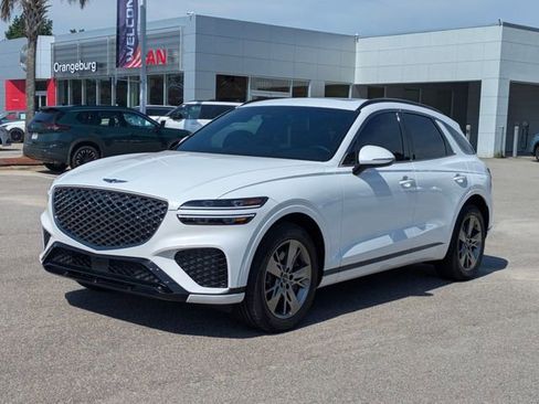 Used 2025 Genesis GV70 3.5T Sport AWD/4WD image 7
