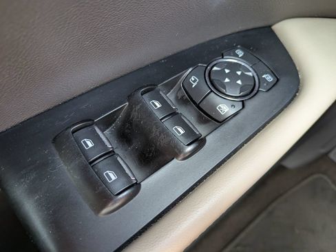 Used 2022 Lincoln Nautilus Reserve AWD/4WD image 26