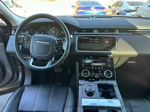 Used 2019 Land Rover Range Rover Velar S image 19