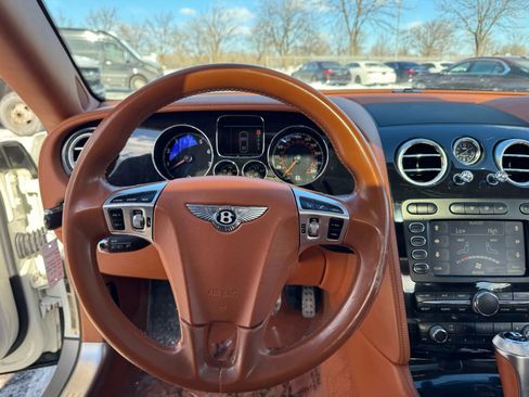 Used 2011 Bentley Flying Spur Flying Spur Speed image 23