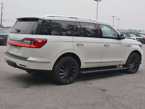 Used 2021 Lincoln Navigator Reserve AWD/4WD image 6