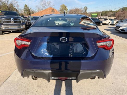 Used 2017 Toyota 86 image 15