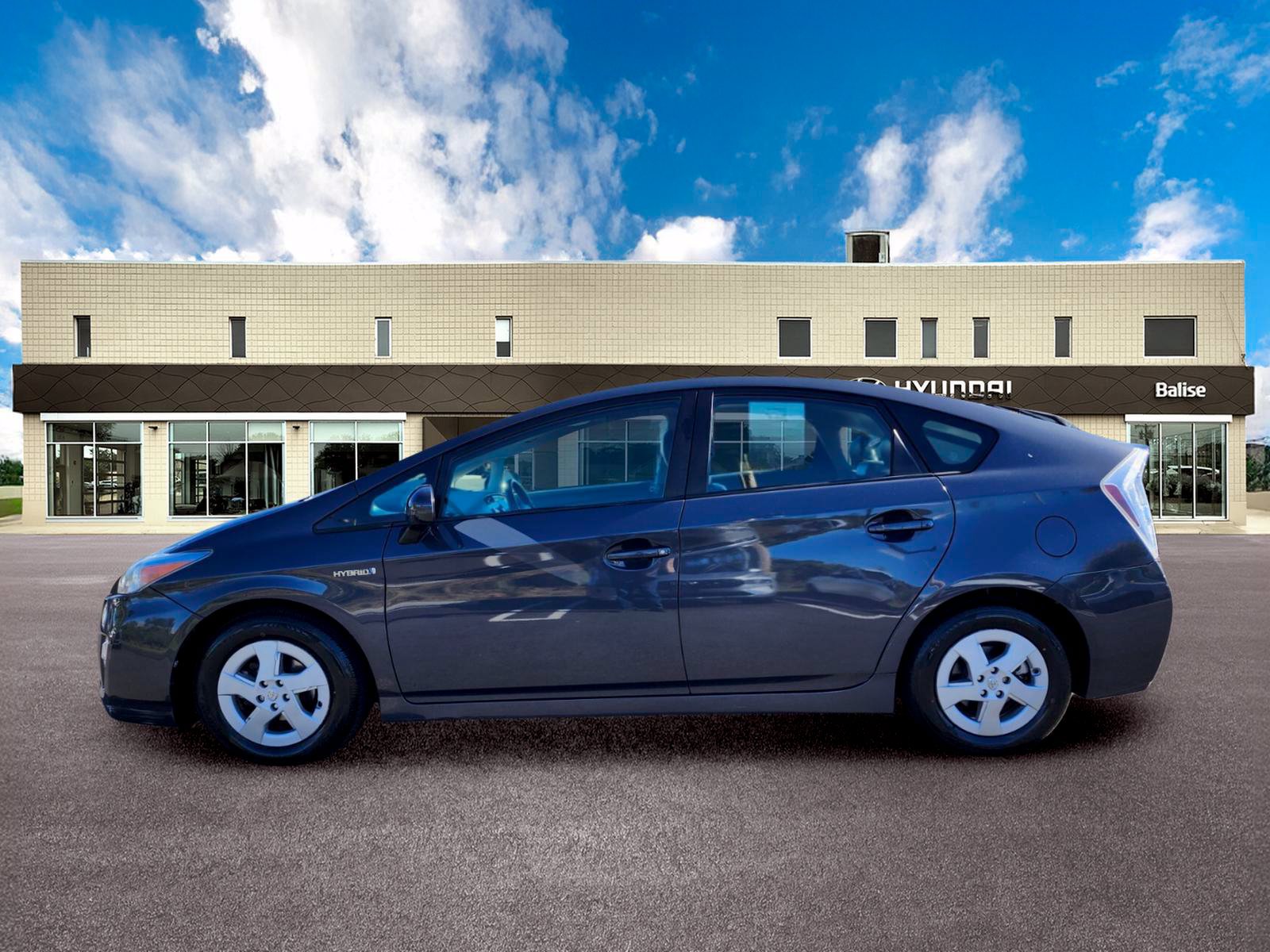 Used 2010 Toyota Prius Four w/ Solar Roof Pkg FWD image 5