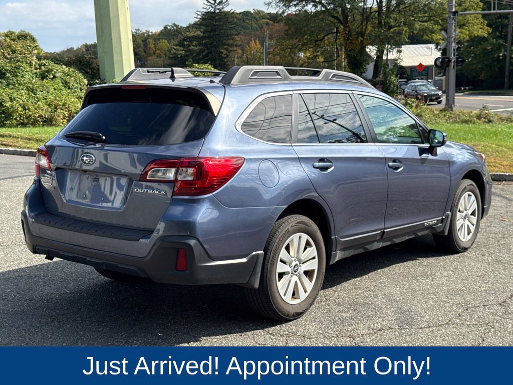 Used 2018 Subaru Outback 2.5i Premium AWD/4WD image 7