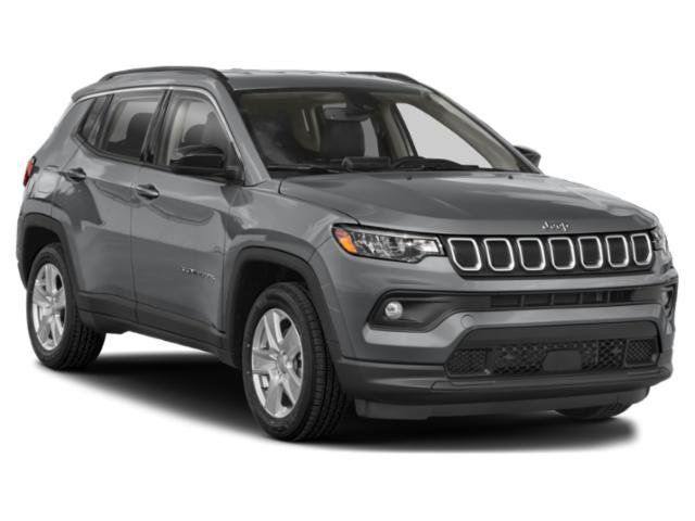 Used 2022 Jeep Compass Limited w/ Sun and Sound Group AWD/4WD image 9