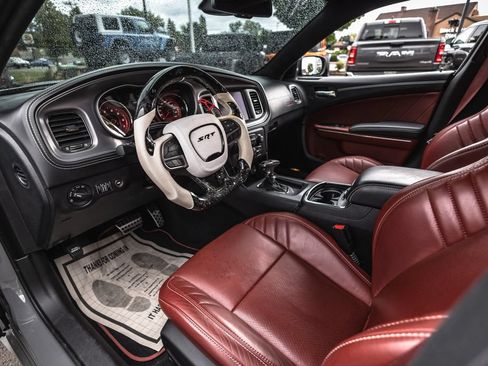 Used 2023 Dodge Charger SRT Hellcat w/ Harman/Kardon Audio Group RWD image 13