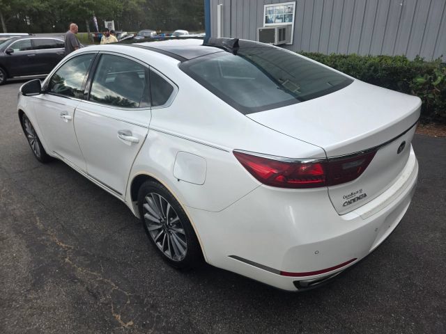 Used 2017 Kia Cadenza Technology FWD image 7