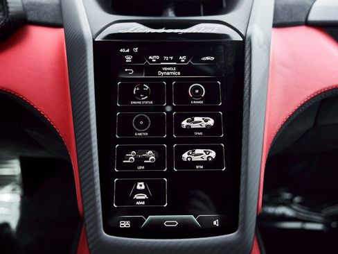 Used 2025 Lamborghini Revuelto image 67